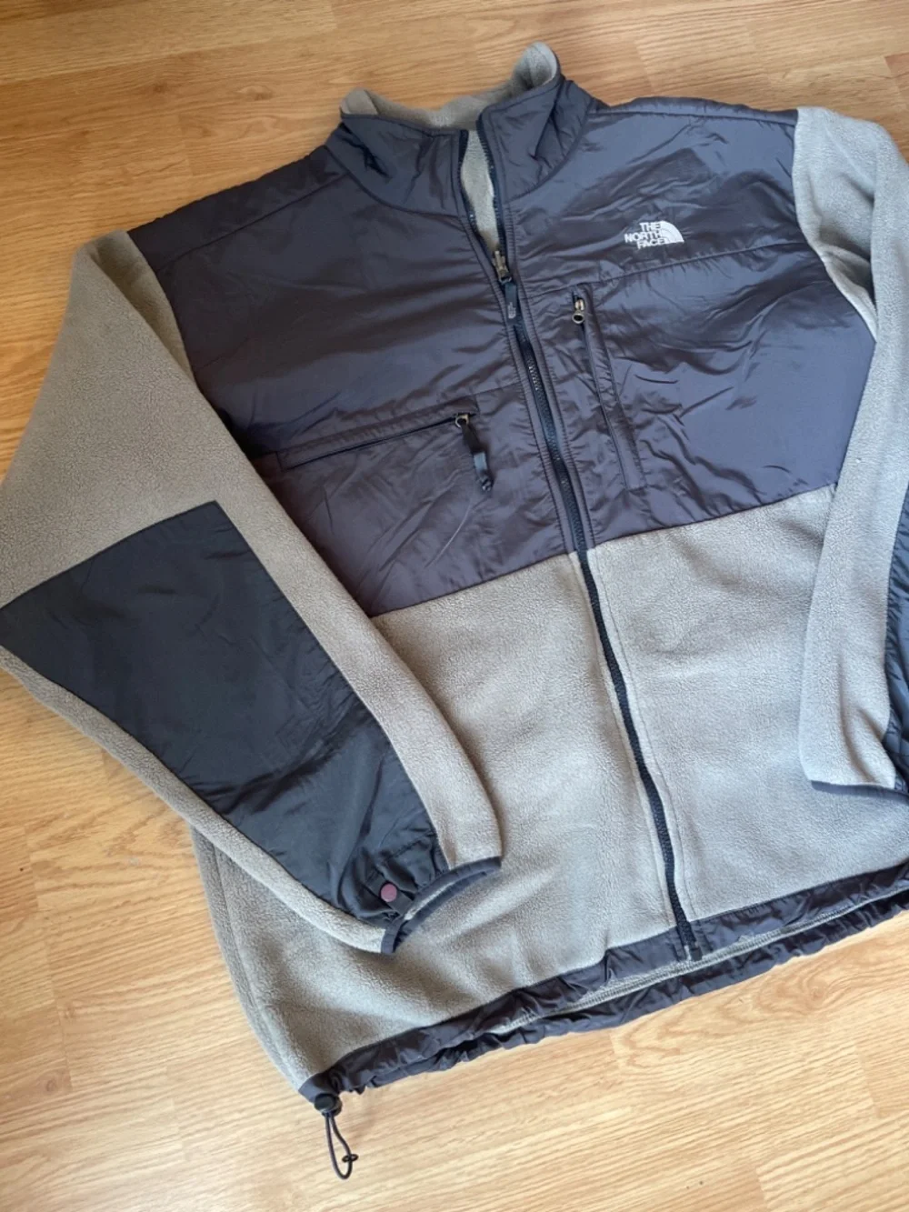 The North Face Men’s Gray & Beige Colorblock Fleece Jacket Size XXL